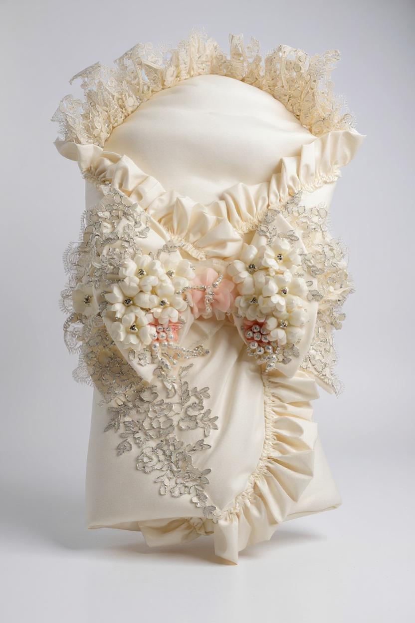 Flower Bow Swaddle